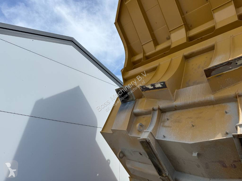 عربة قلابة Caterpillar G - Automatic Greasing /...