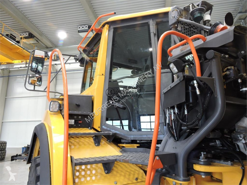 Dumper Volvo G Michelin Tyre