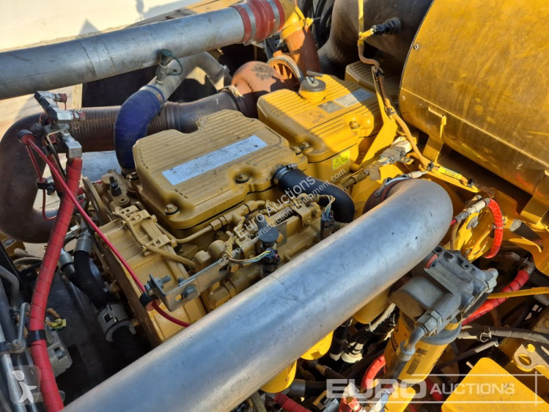Basculantă Caterpillar 745