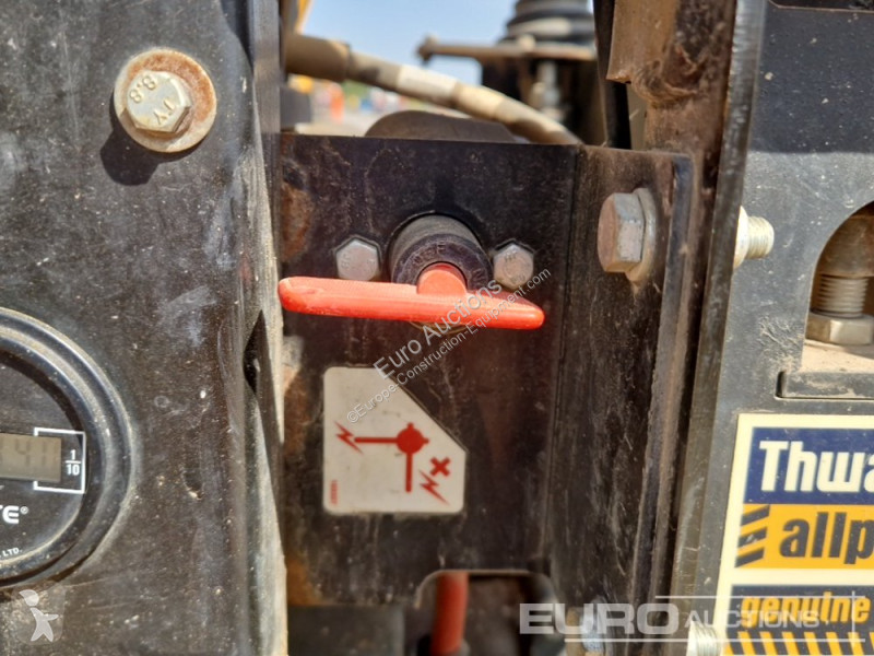 عربة قلابة Thwaites 3 Ton
