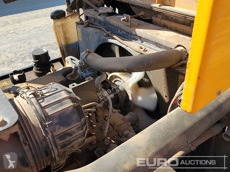 عربة قلابة JCB 3TSTM