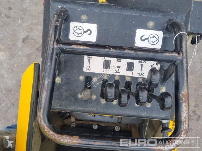 Basculantă JCB HTD-5