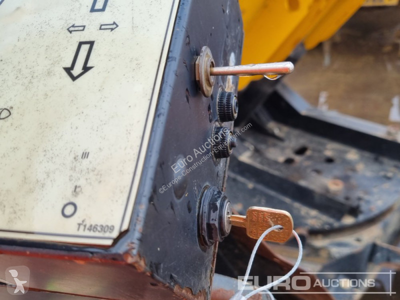Dumper JCB 9TST