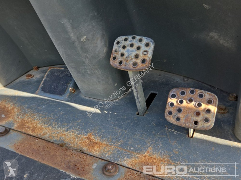 عربة قلابة Wacker Neuson