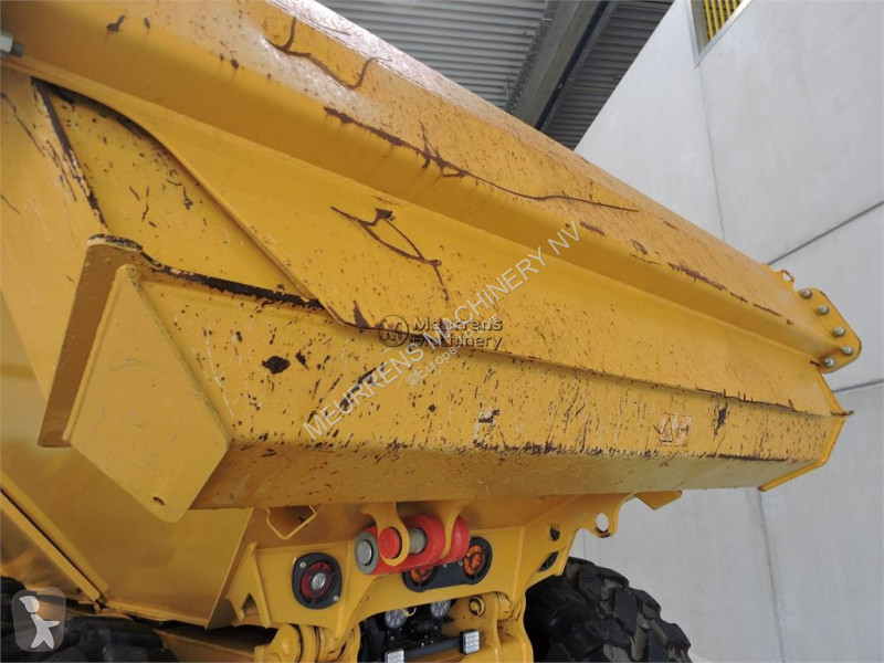 عربة قلابة Bell B30E