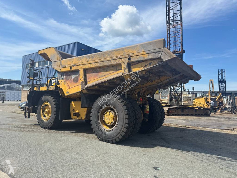 Dumper Caterpillar ( GERMAN MACHINE )