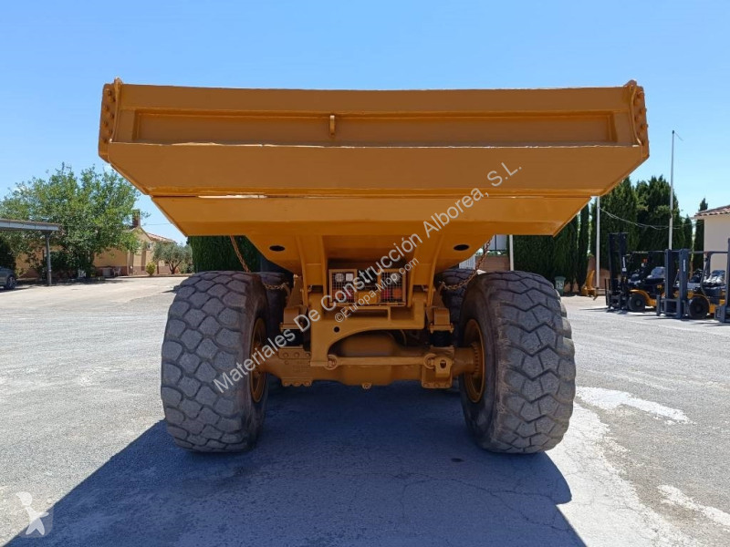 Dumper Caterpillar 735