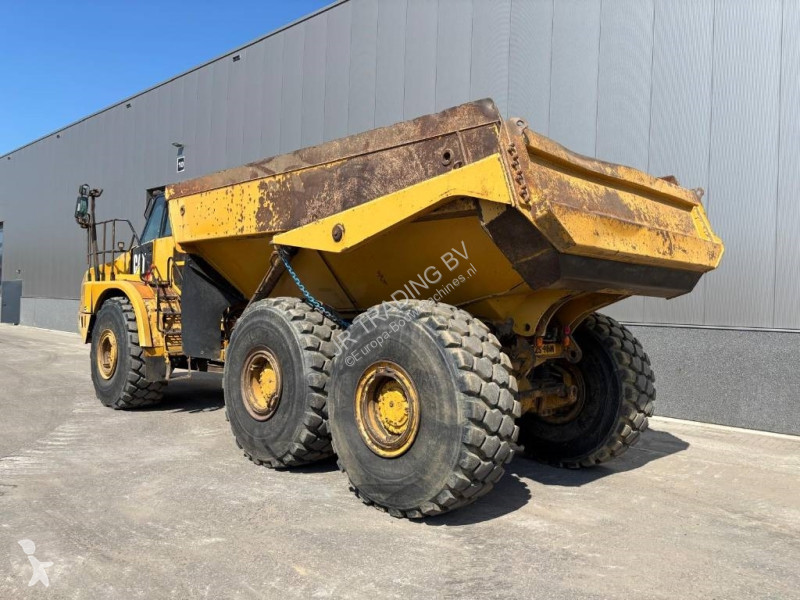 Dumper Caterpillar
