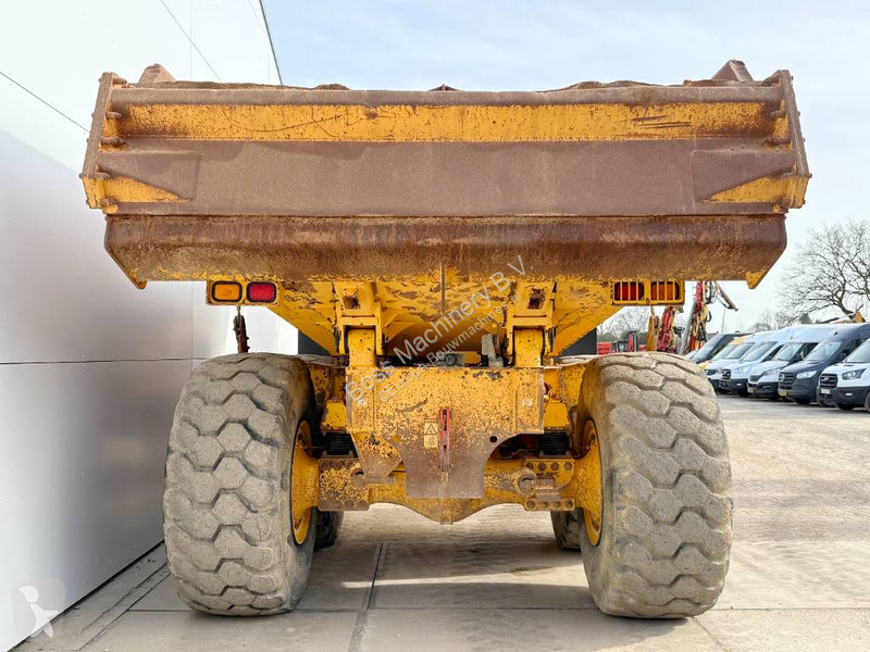 Dumper Volvo - Tailgate / Backup Camera