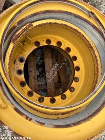 Roue / pneu Komatsu