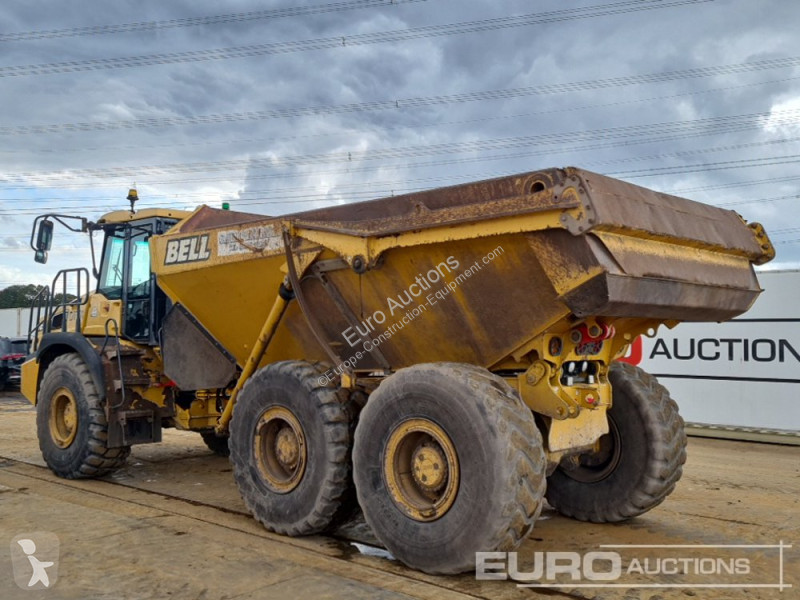 عربة قلابة Bell B30E