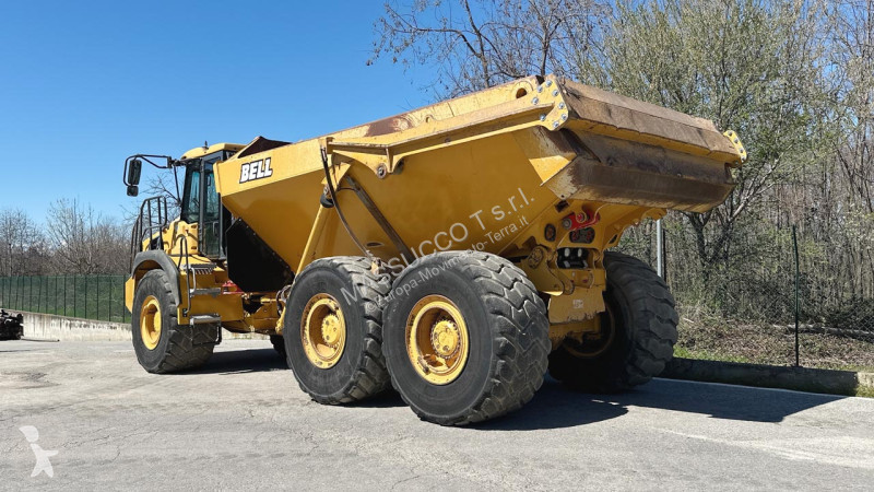 عربة قلابة Bell B30E 6x6