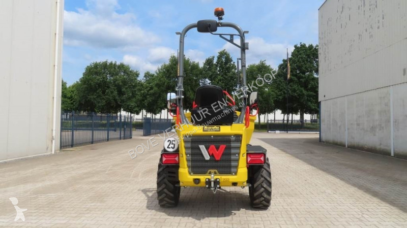 عربة قلابة Wacker Neuson DW30-2