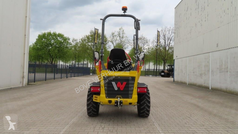 عربة قلابة Wacker Neuson DW30-2