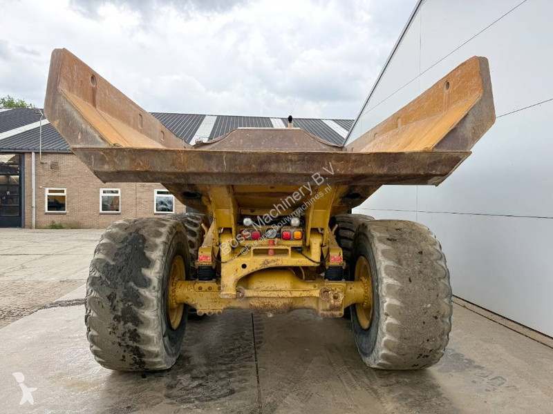 Sklápač Caterpillar - Automatic Greasing / Camera