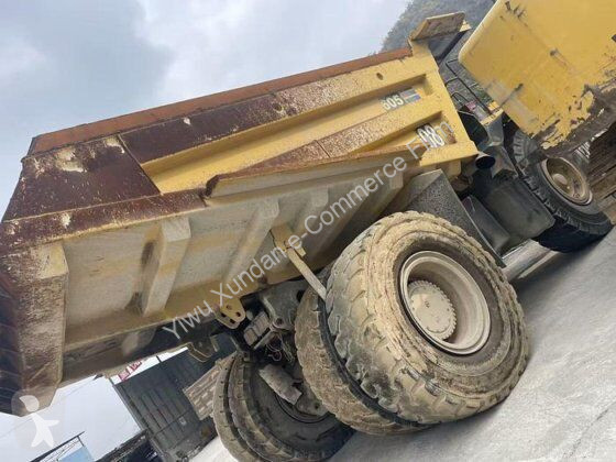 Sklápěčka Komatsu