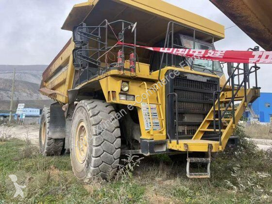 Sklápěčka Komatsu