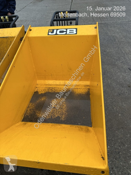 عربة قلابة JCB