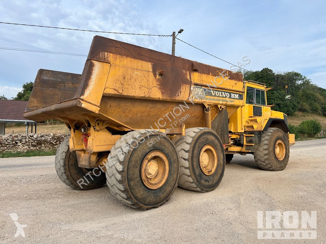 Tombereau Volvo