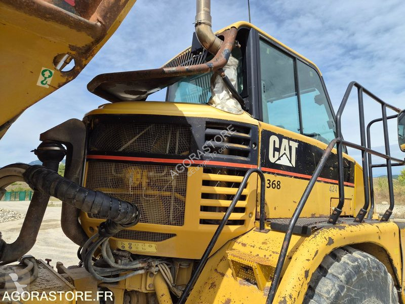 Tombereau Caterpillar 730