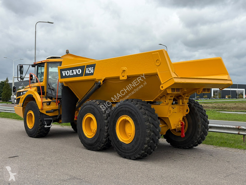 عربة قلابة Volvo G