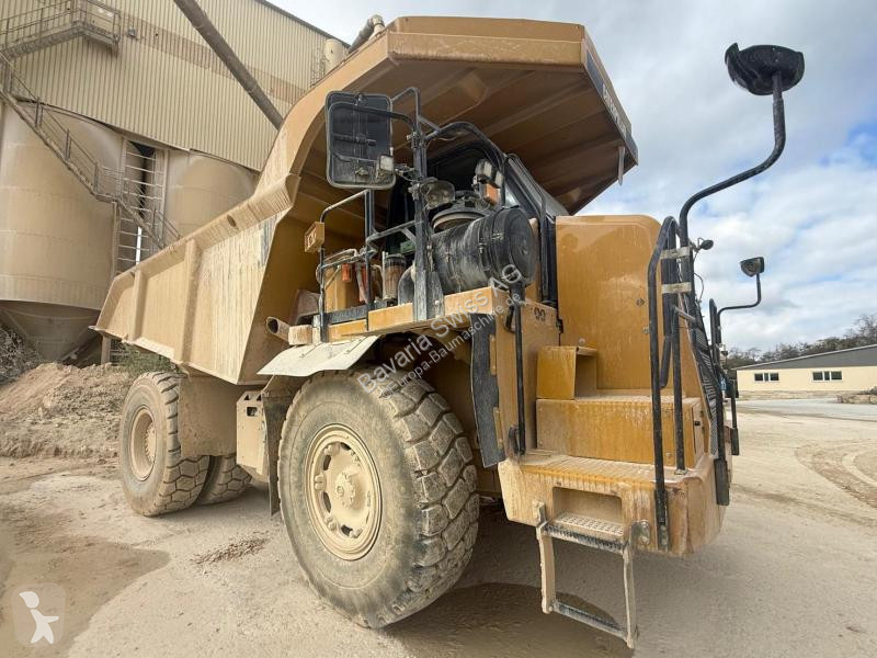 Tombereau Caterpillar G