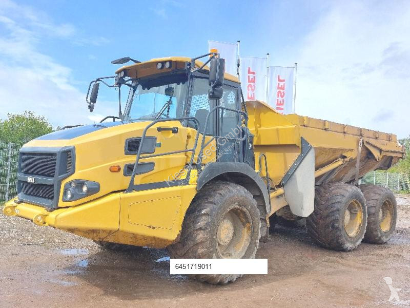 عربة قلابة Bell B20E