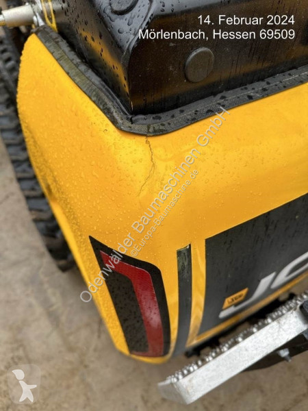 Dumper JCB mit Tritt
