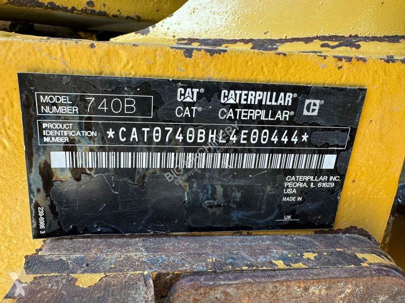 Dumper Caterpillar