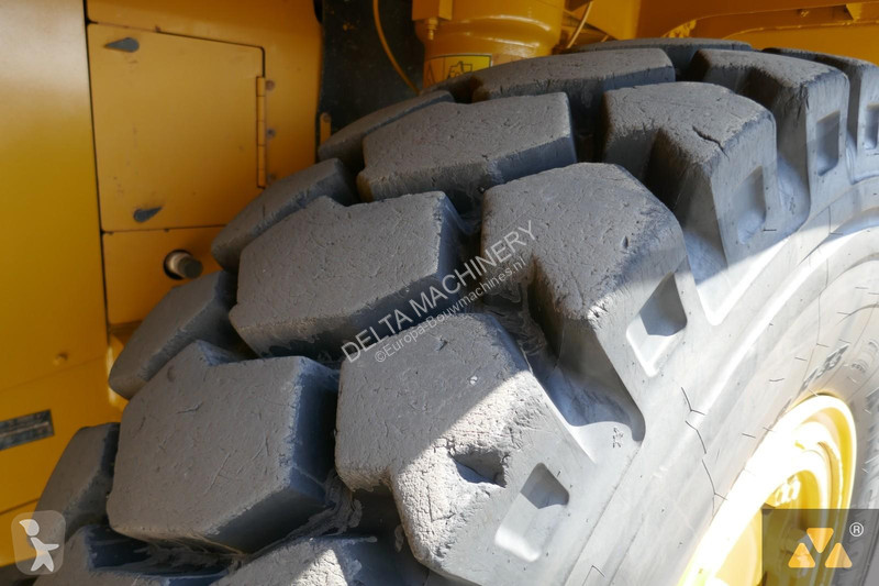 Dumper Caterpillar