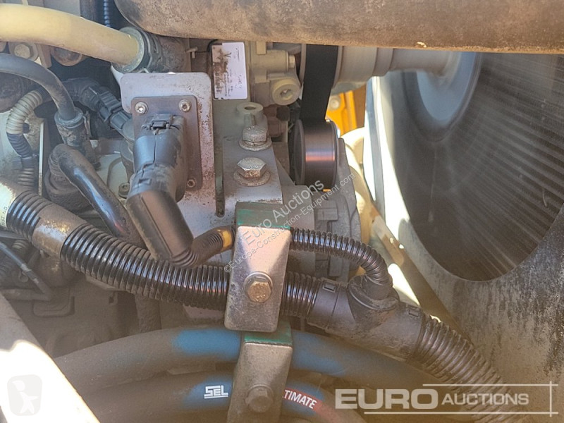 Basculantă Thwaites 6 Ton Swivel Skip