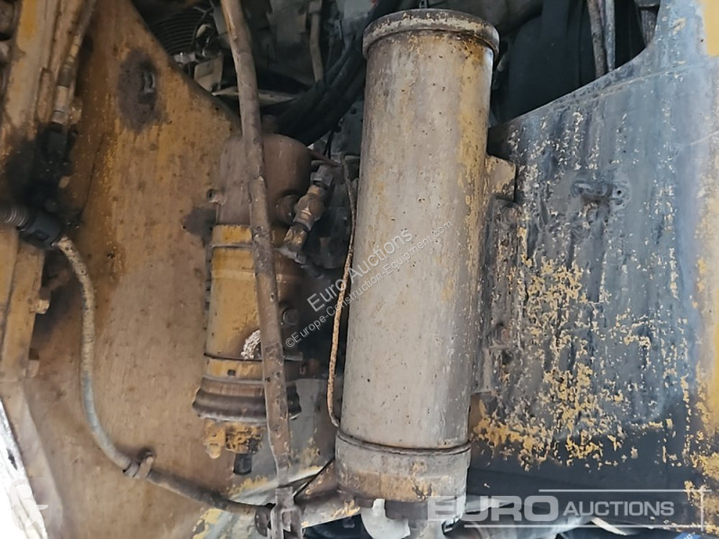 Sklápěčka Caterpillar 777