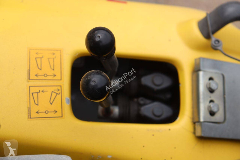 Sklápač Neuson 1001