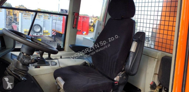 Basculantă  Wozidło przegubowe DOOSAN DA 30