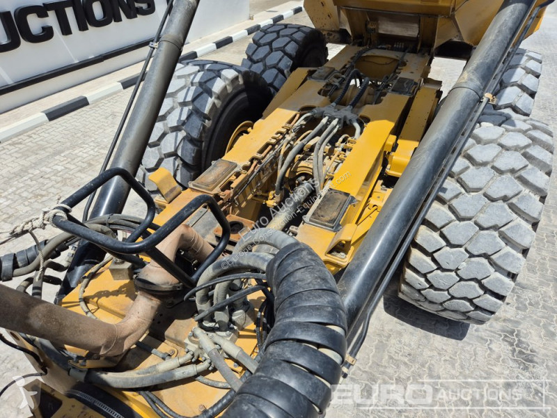 Basculantă Caterpillar 745