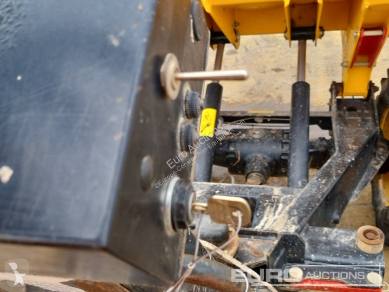 Sklápěčka JCB 6TFT