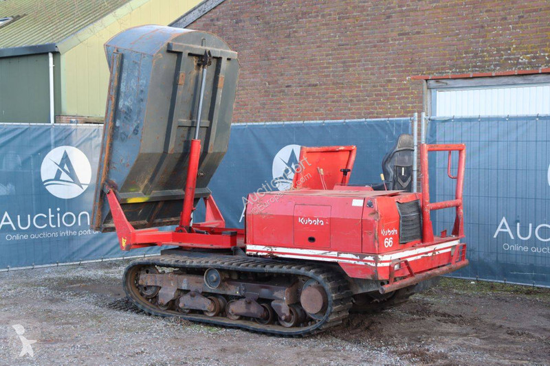 عربة قلابة Kubota