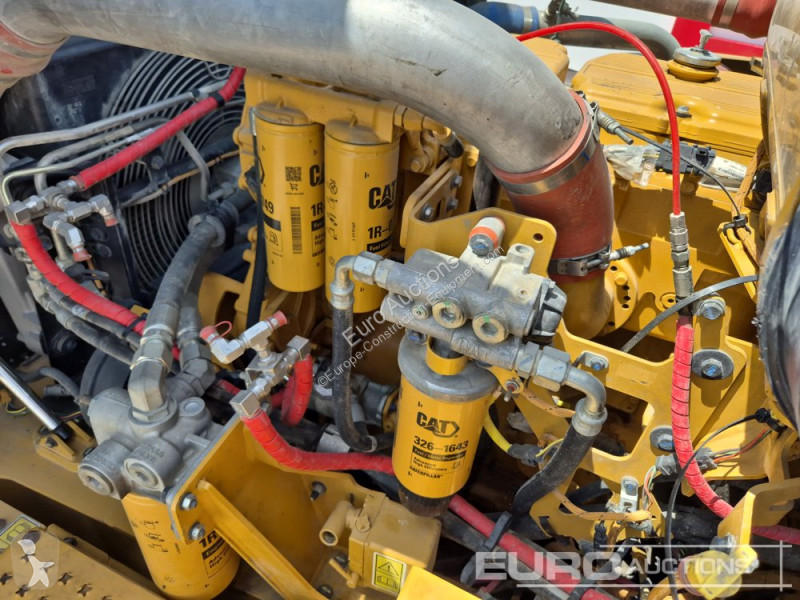 Basculantă Caterpillar 745