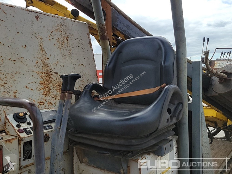 Basculantă IHI IC30