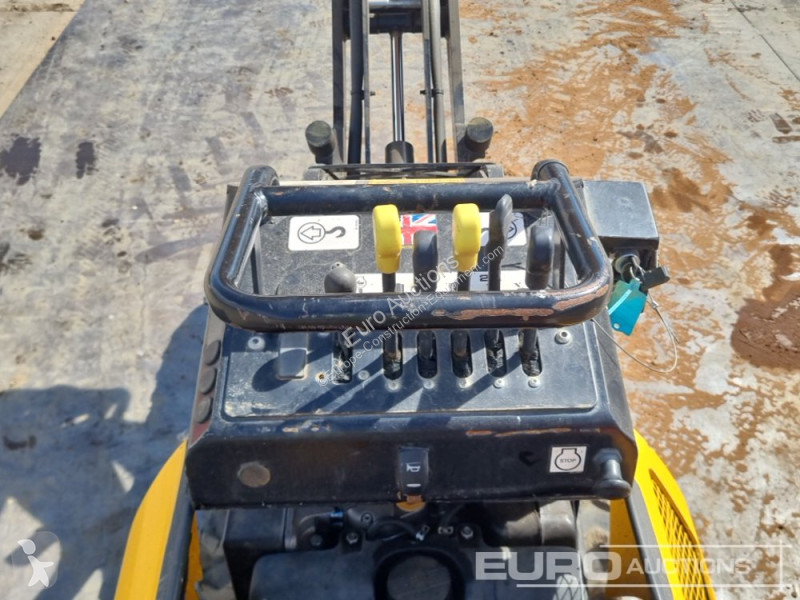 Basculantă JCB HTD-5