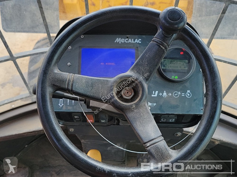 Basculantă Mecalac 9MDX