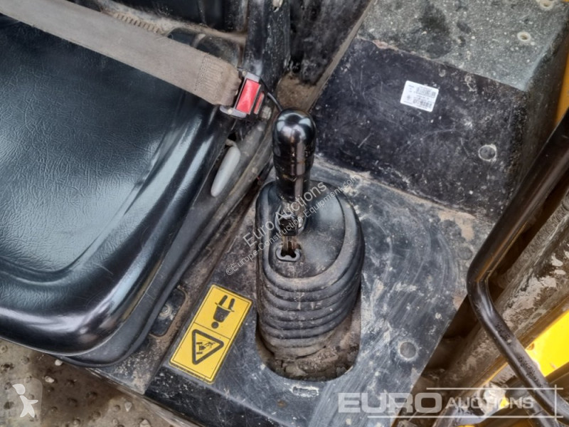 Sklápěčka JCB 6TFT