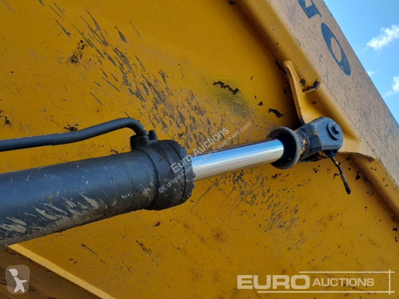 Sklápěčka Volvo