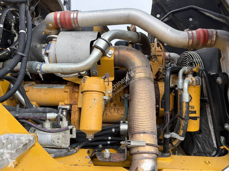 Sklápač Caterpillar - Automatic Greasing / Camera