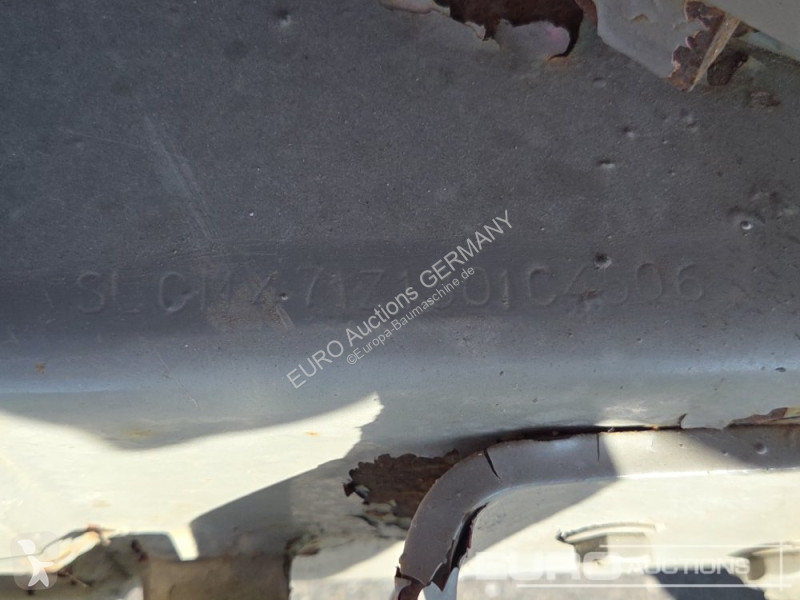 عربة قلابة Thwaites MACH 471