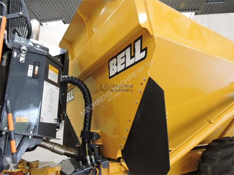 عربة قلابة Bell B30E