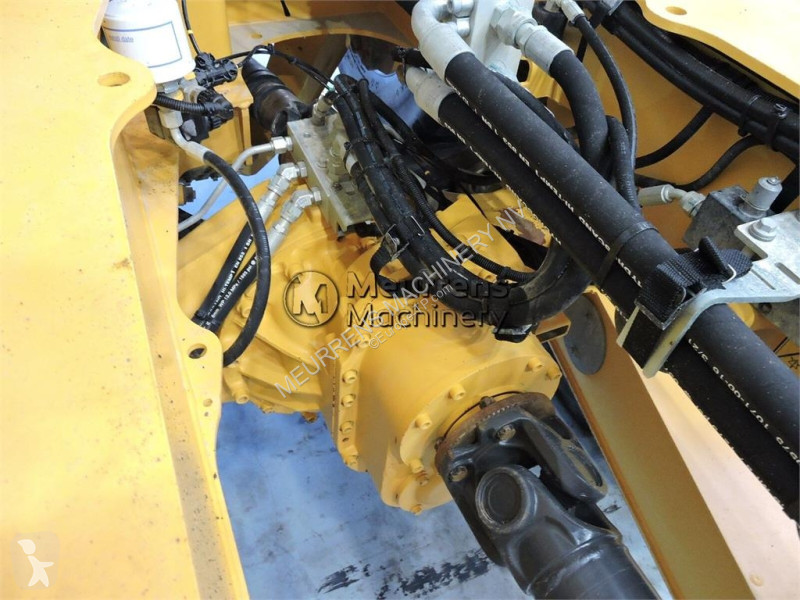 عربة قلابة Volvo G
