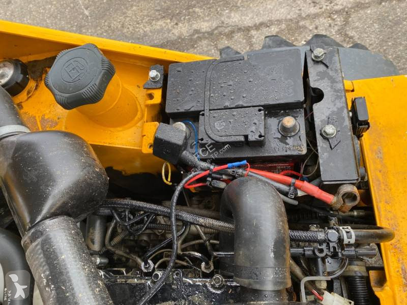 Basculantă Thwaites MACH 203 endommagé