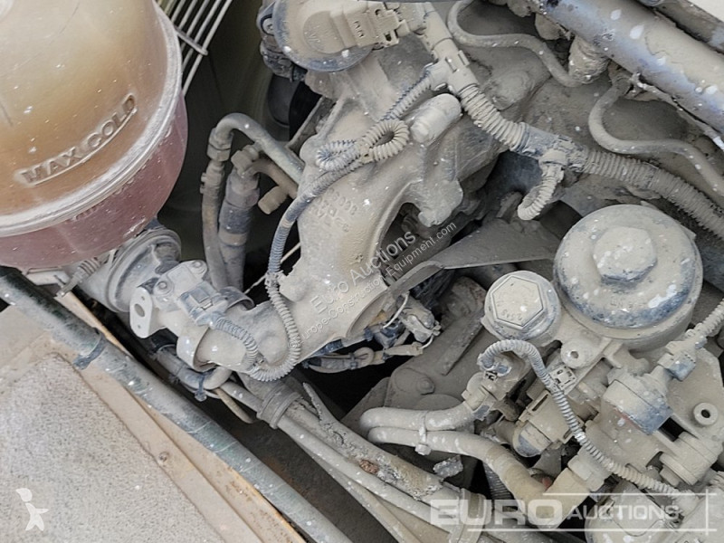 Basculantă Bell B30E