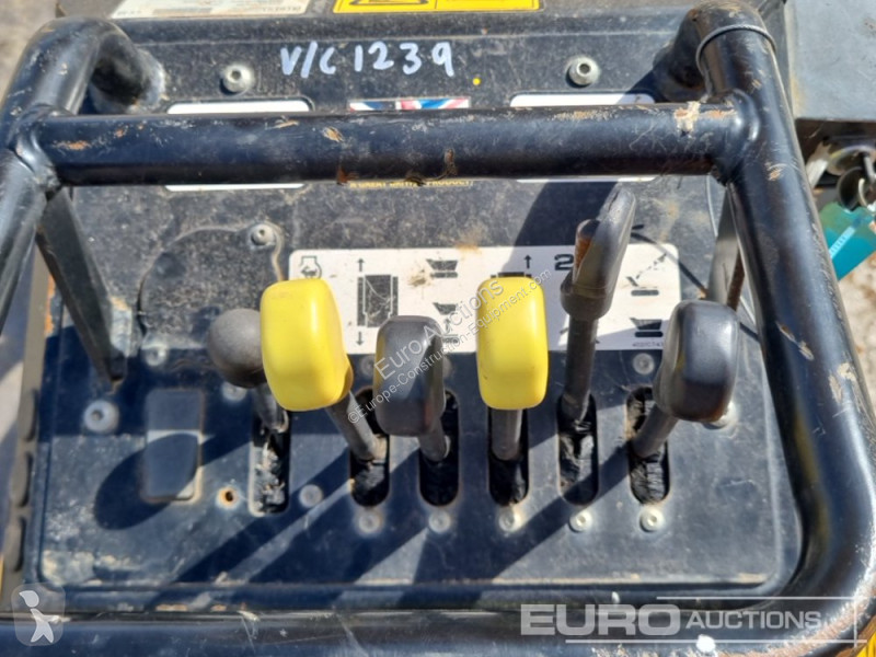 Basculantă JCB HTD-5